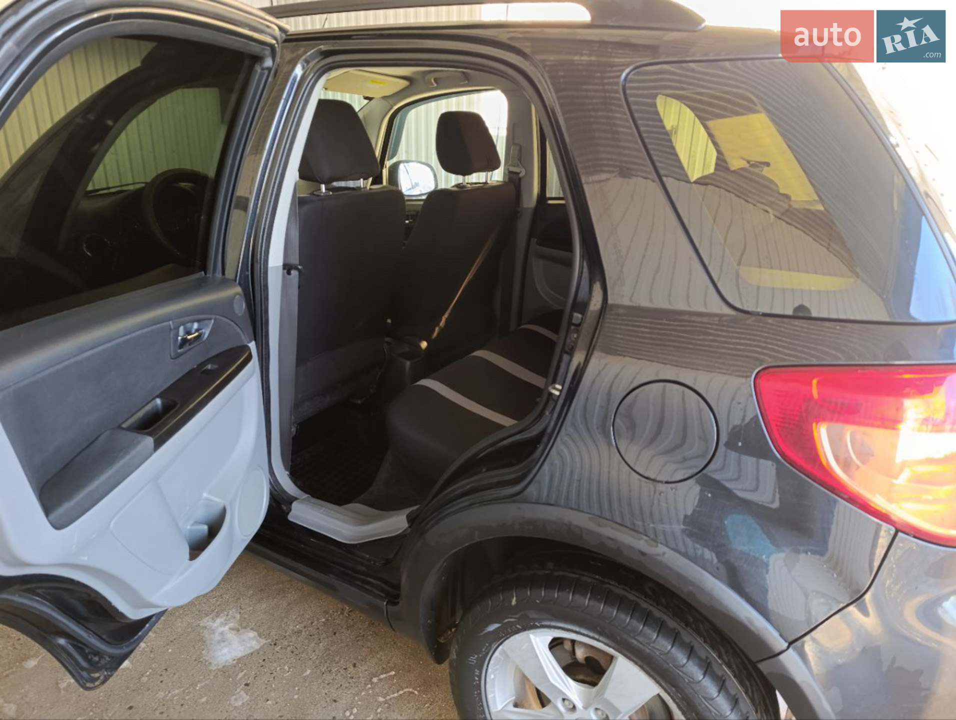2011 Suzuki SX4 - мініатюра 15