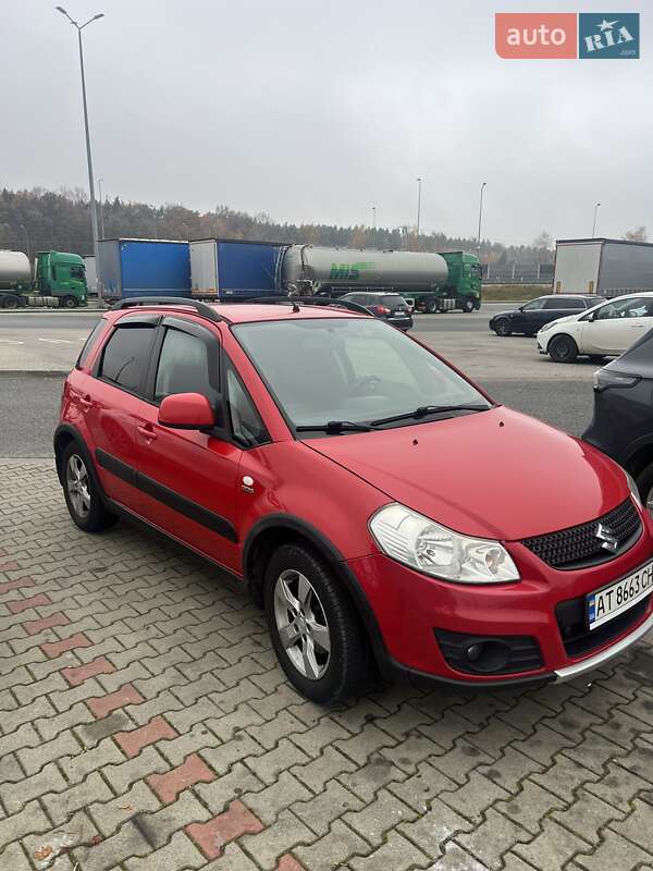 Внедорожник / Кроссовер Suzuki SX4 2011 в Ивано-Франковске