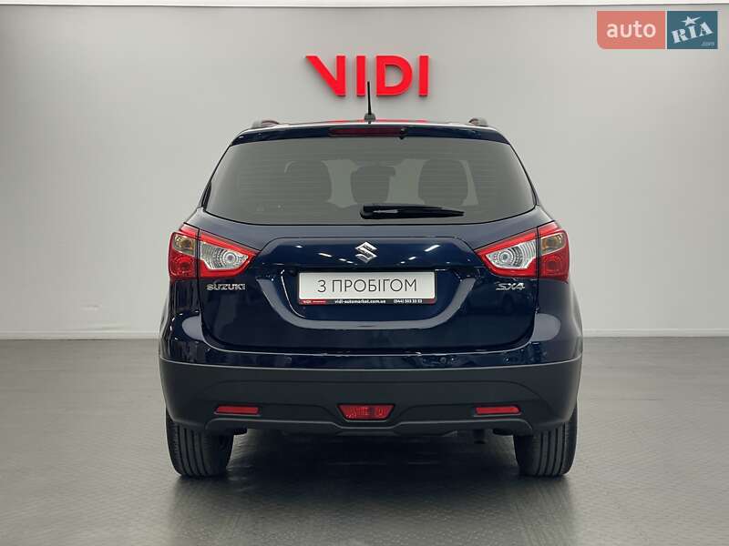 Внедорожник / Кроссовер Suzuki SX4 2019 в Киеве