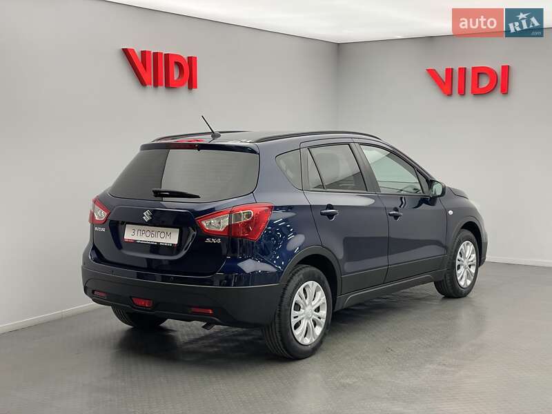 Внедорожник / Кроссовер Suzuki SX4 2019 в Киеве
