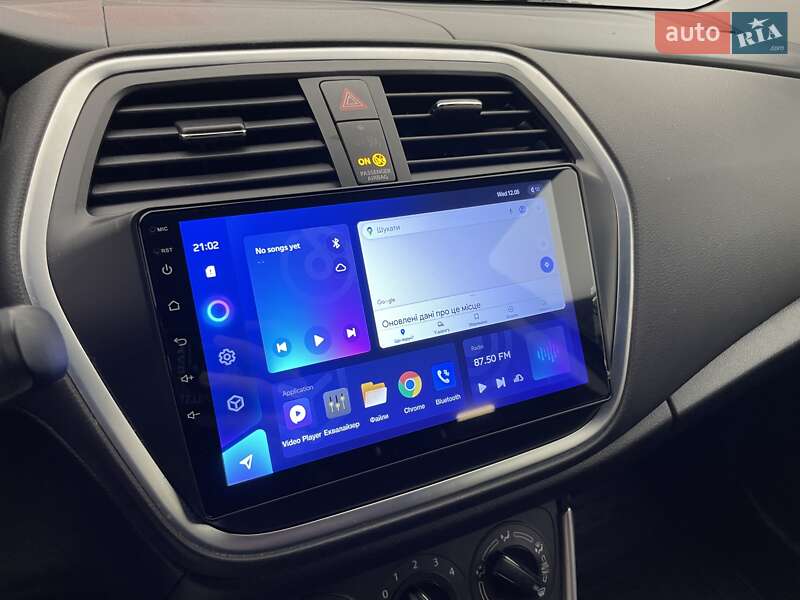 Внедорожник / Кроссовер Suzuki SX4 2019 в Киеве