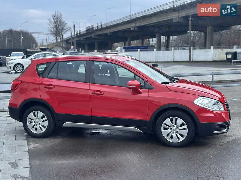 Внедорожник / Кроссовер Suzuki SX4 2016 в Львове фото 4 Внедорожник / Кроссовер Suzuki SX4 2016 в Львове