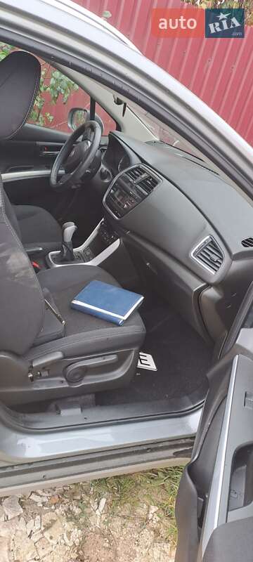 Внедорожник / Кроссовер Suzuki SX4 2020 в Яготине фото Внедорожник / Кроссовер Suzuki SX4 2020 в Яготине