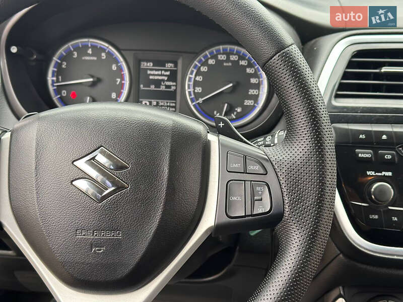 Внедорожник / Кроссовер Suzuki SX4 2017 в Днепре