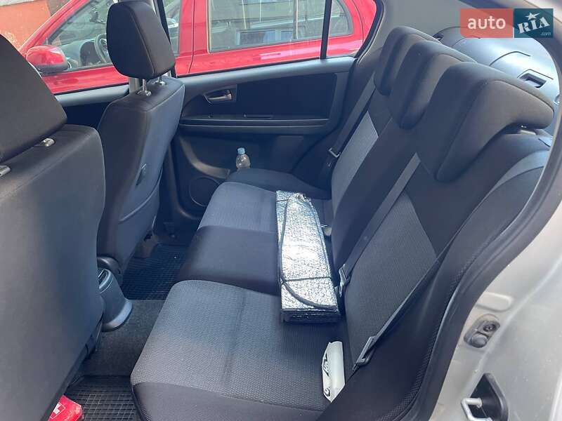 Седан Suzuki SX4 2009 в Киеве фото 7 Седан Suzuki SX4 2009 в Киеве