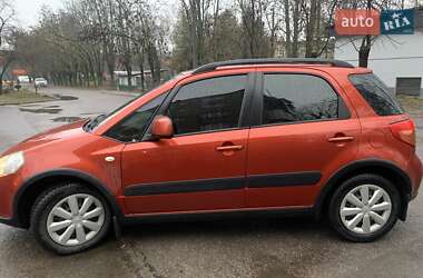 Внедорожник / Кроссовер Suzuki SX4 2011 в Ужгороде