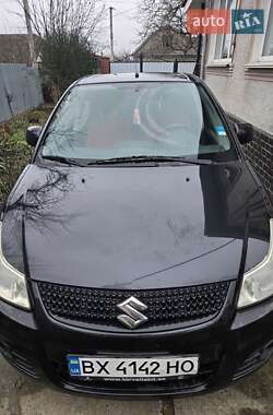 Внедорожник / Кроссовер Suzuki SX4 2010 в Каменец-Подольском