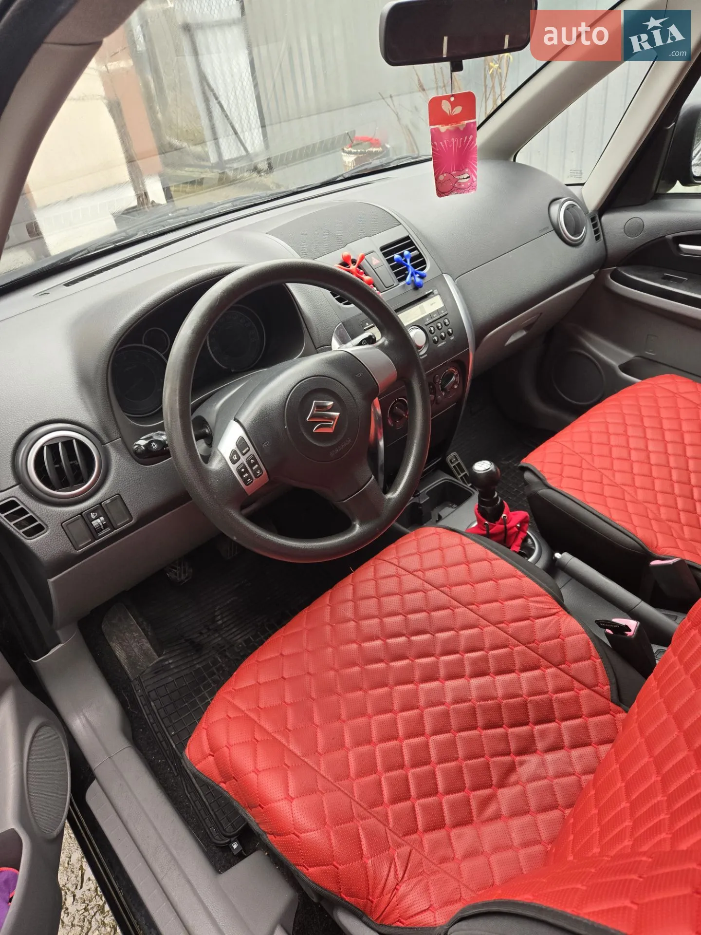 2010 Suzuki SX4 - мініатюра 6