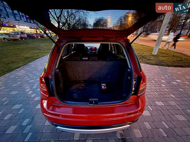 Позашляховик / Кросовер Suzuki SX4 2010 в Одесі
