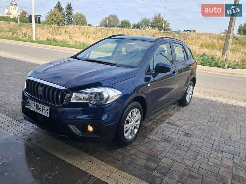 Внедорожник / Кроссовер Suzuki SX4 2021 в Мостиске