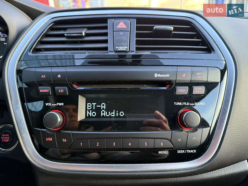 Внедорожник / Кроссовер Suzuki SX4 2020 в Тернополе