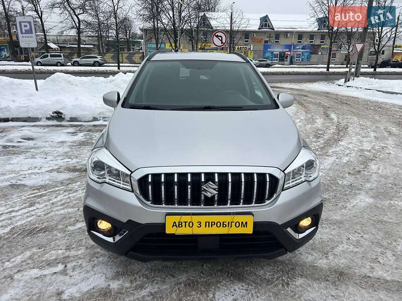 Внедорожник / Кроссовер Suzuki SX4 2019 в Полтаве