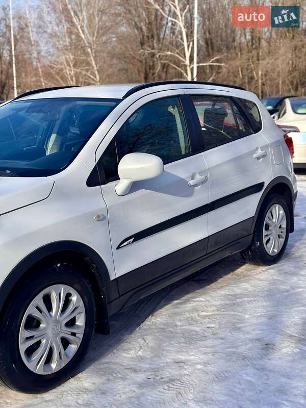 Внедорожник / Кроссовер Suzuki SX4 2019 в Запорожье