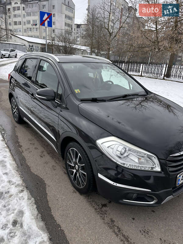 Внедорожник / Кроссовер Suzuki SX4 2013 в Ивано-Франковске