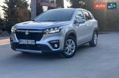 Внедорожник / Кроссовер Suzuki SX4 2023 в Тернополе
