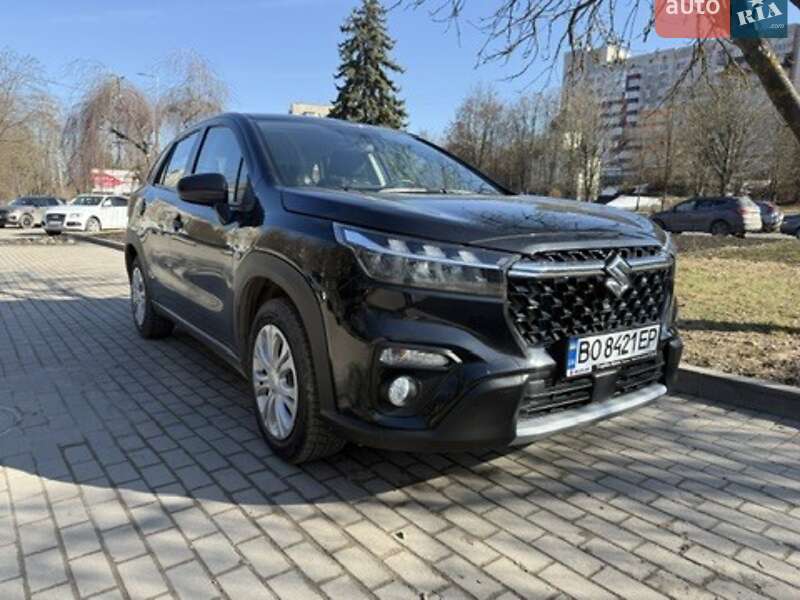 Внедорожник / Кроссовер Suzuki SX4 2024 в Тернополе
