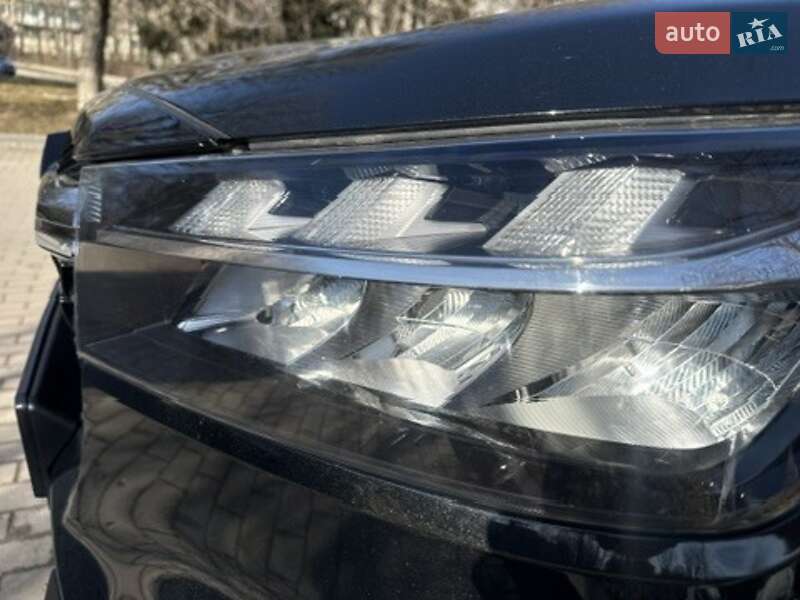 Внедорожник / Кроссовер Suzuki SX4 2024 в Тернополе