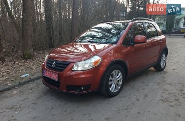 Внедорожник / Кроссовер Suzuki SX4 2013 в Киеве