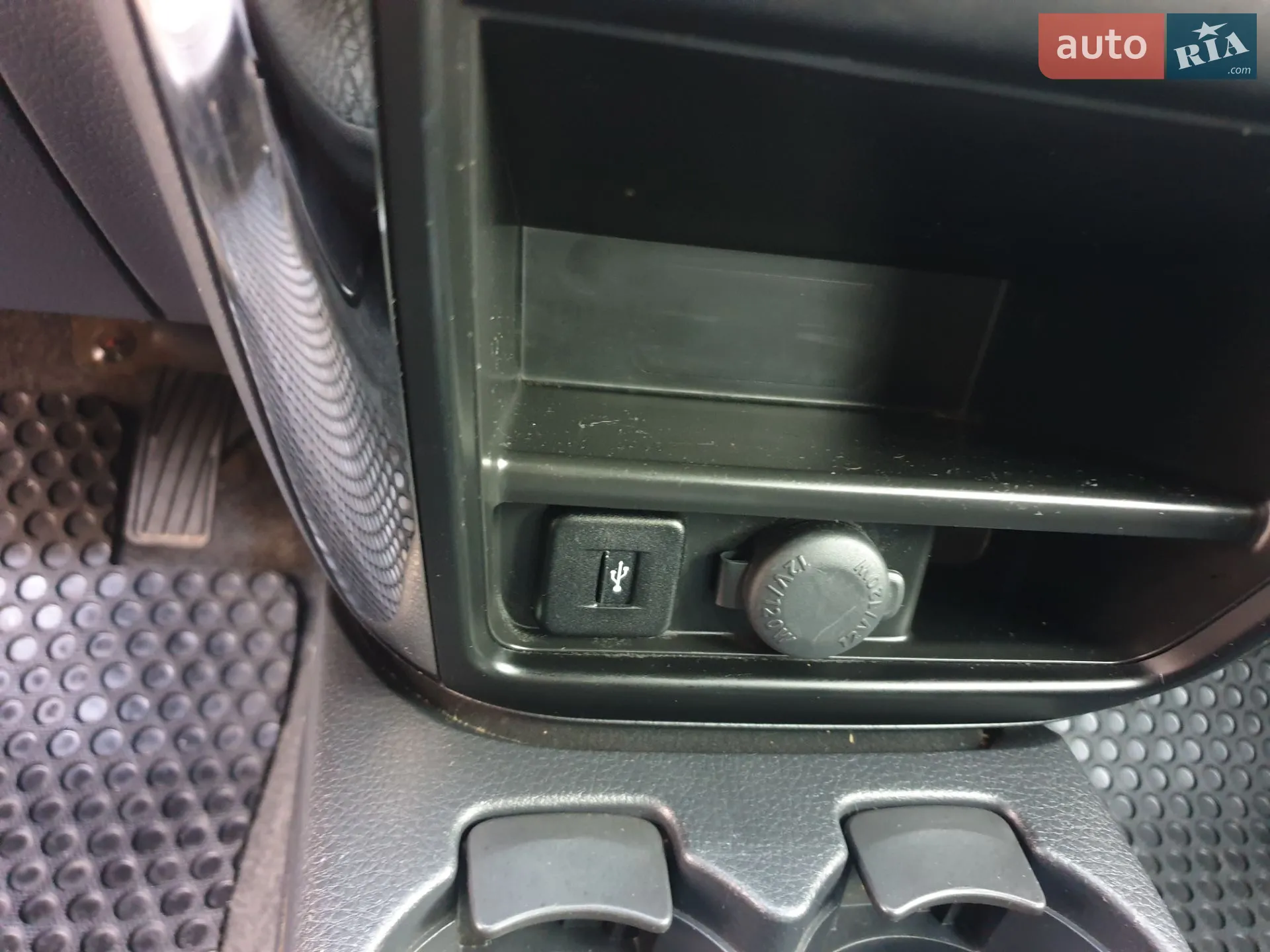 2013 Suzuki SX4 - мініатюра 20