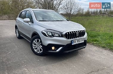 Позашляховик / Кросовер Suzuki SX4 2020 в Деражні