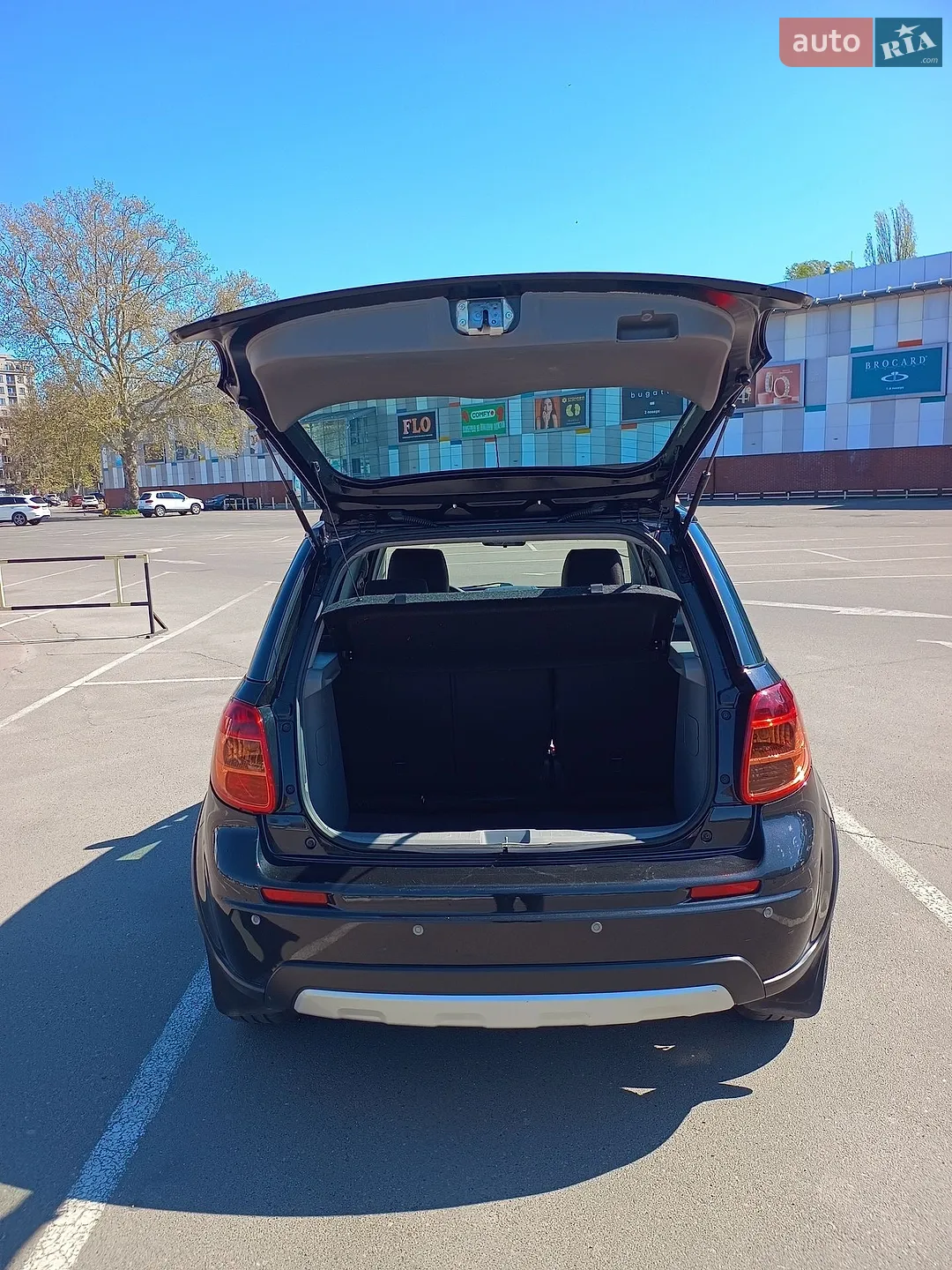 2013 Suzuki SX4 - мініатюра 18
