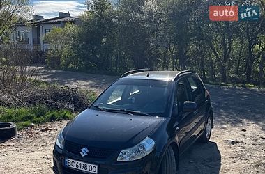 Позашляховик / Кросовер Suzuki SX4 2012 в Львові