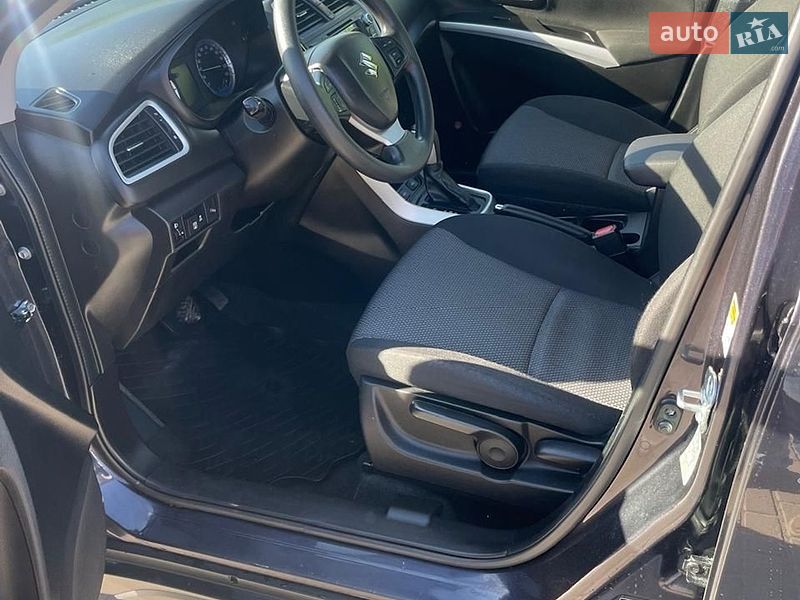 Позашляховик / Кросовер Suzuki SX4 2014 в Дубні
