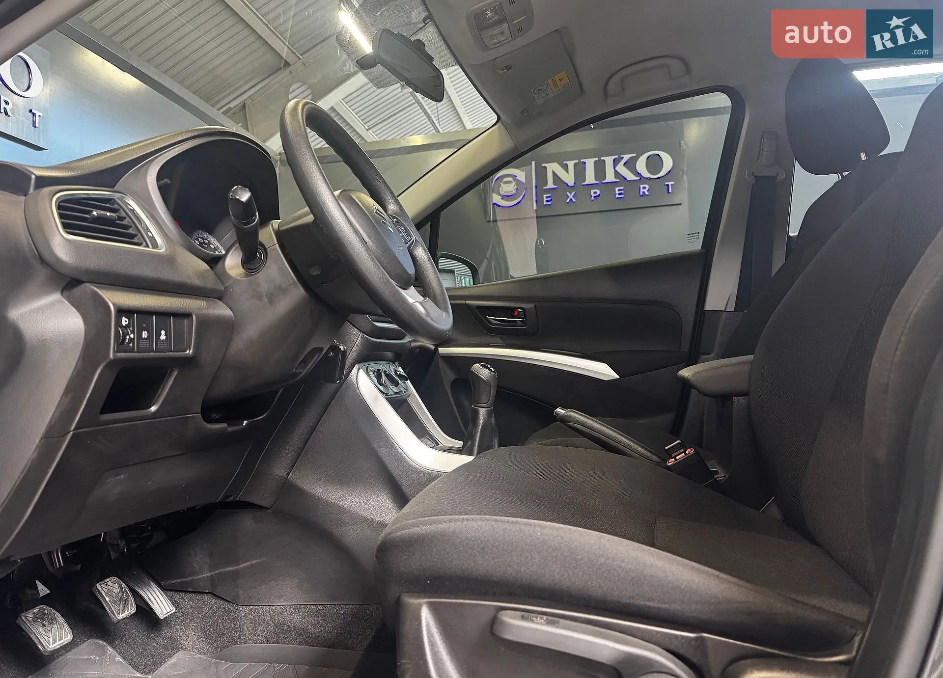 2021 Suzuki SX4 - мініатюра 25