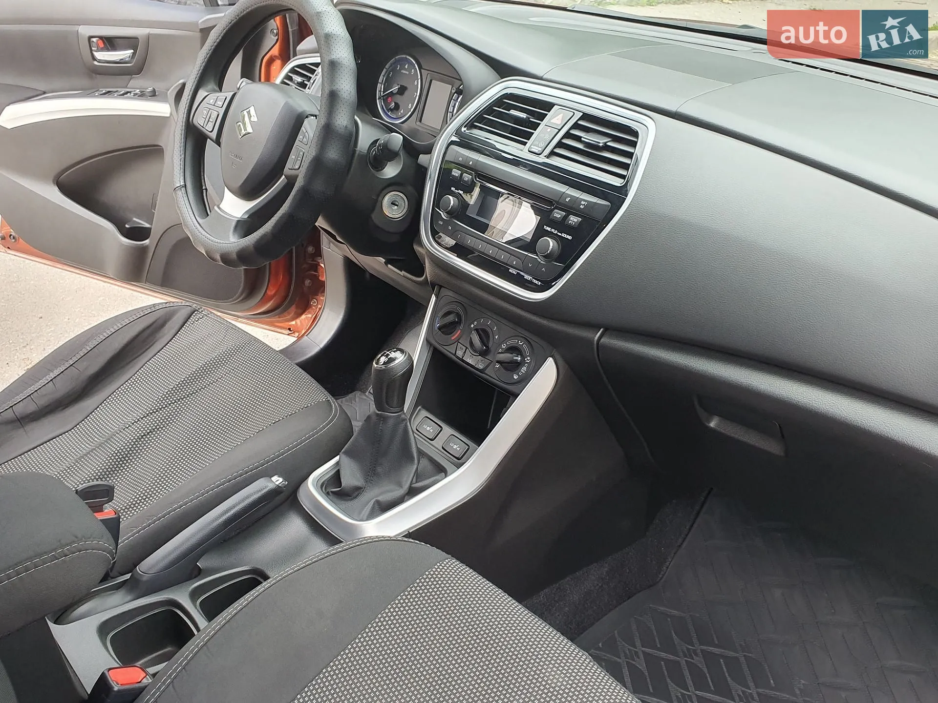 2019 Suzuki SX4 - мініатюра 13