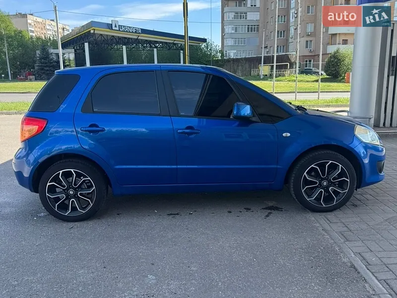Suzuki SX4