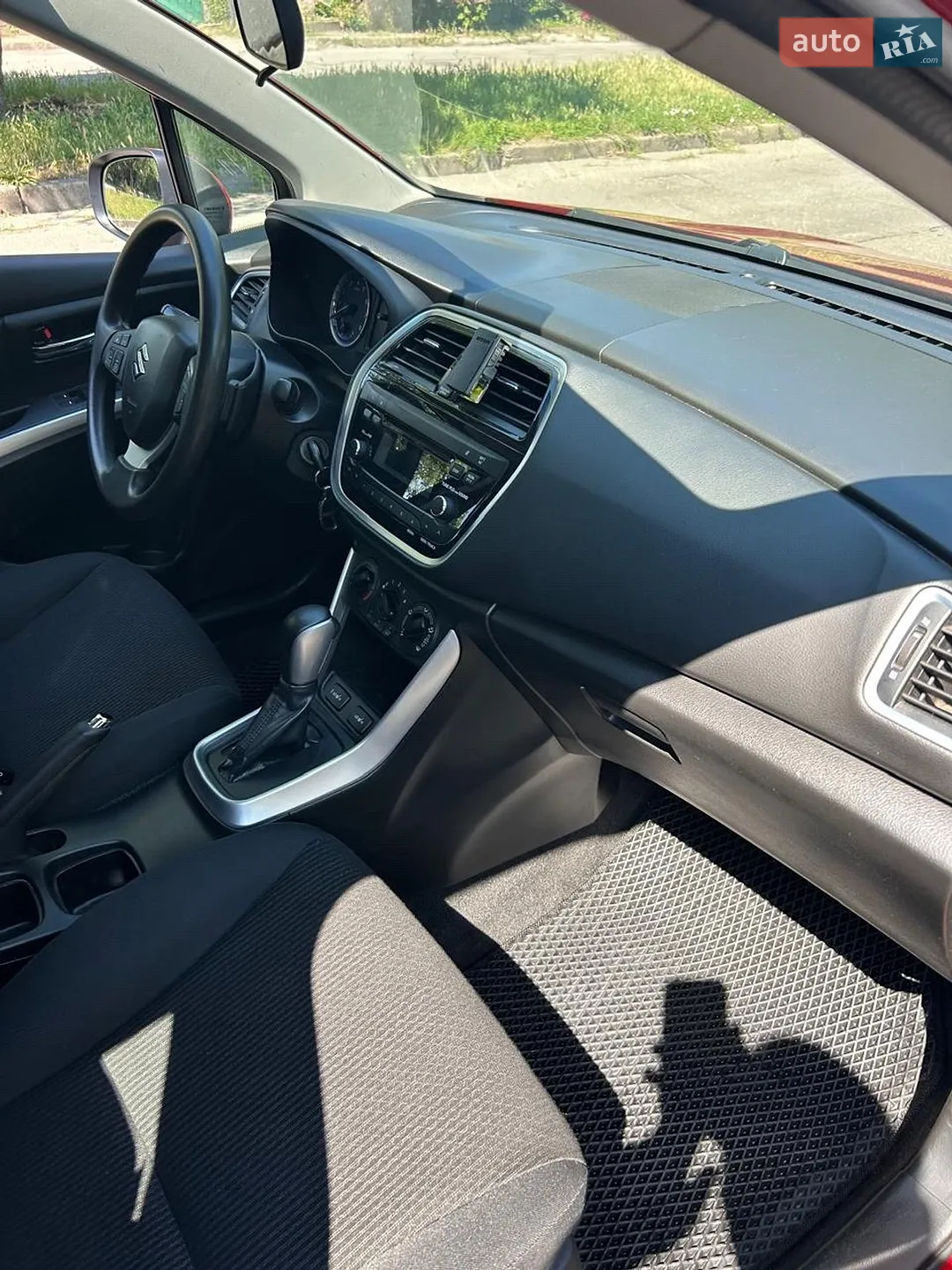 2017 Suzuki SX4 - мініатюра 9