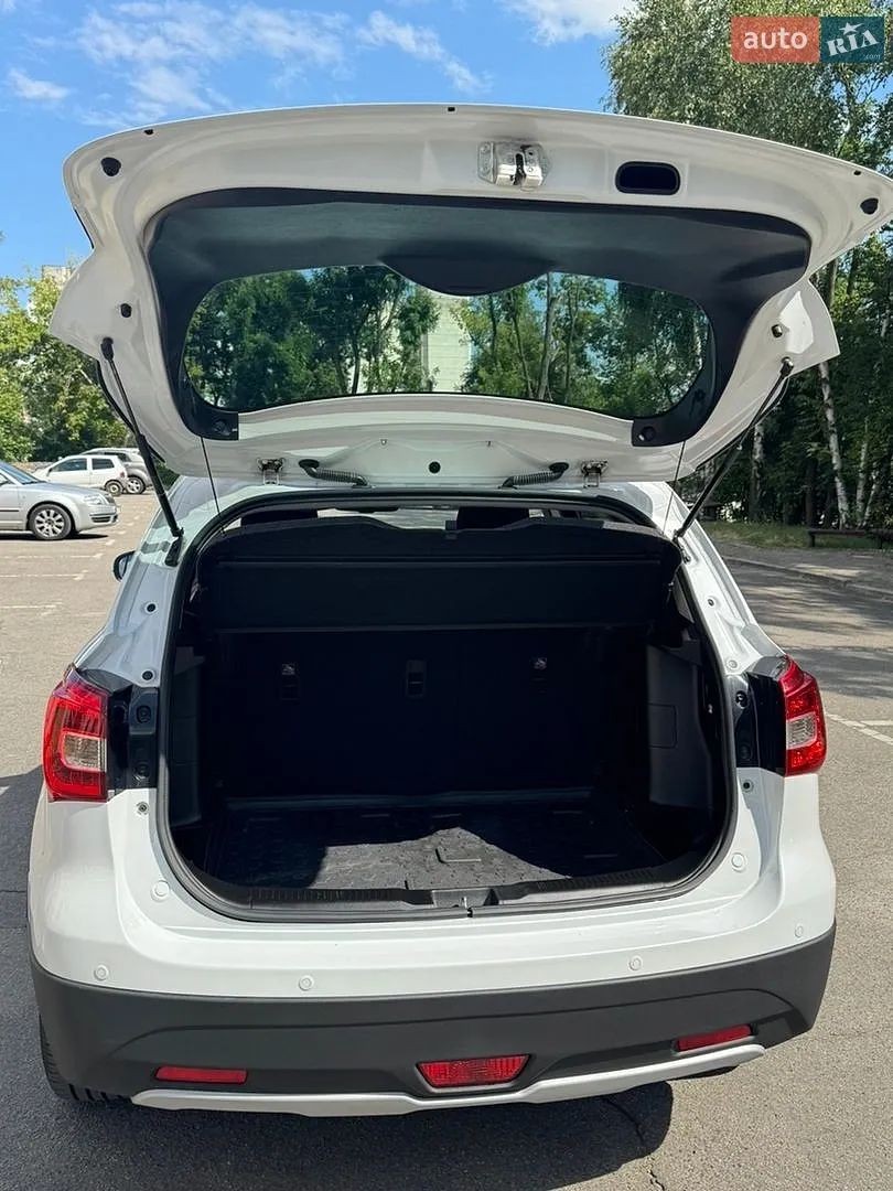 2017 Suzuki SX4 - мініатюра 14