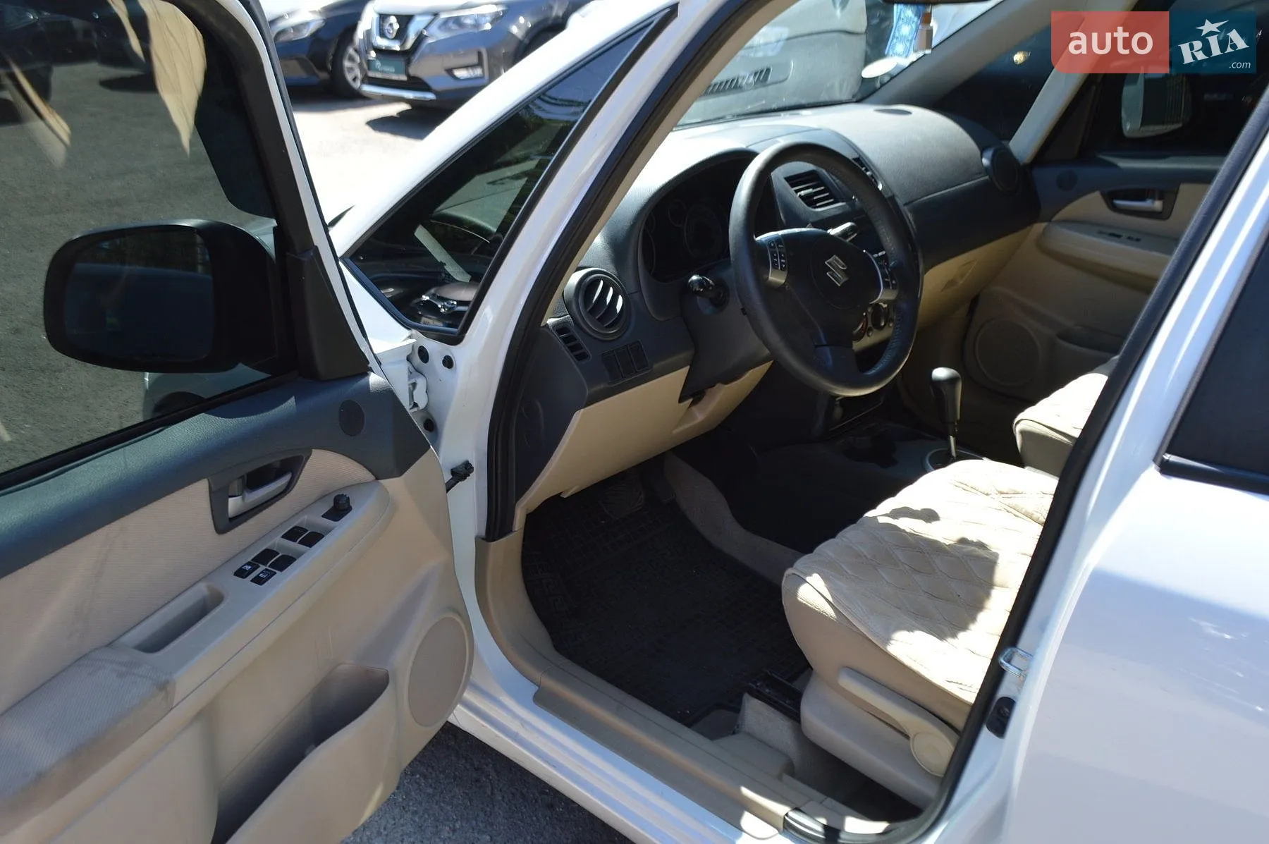 2011 Suzuki SX4 - мініатюра 12