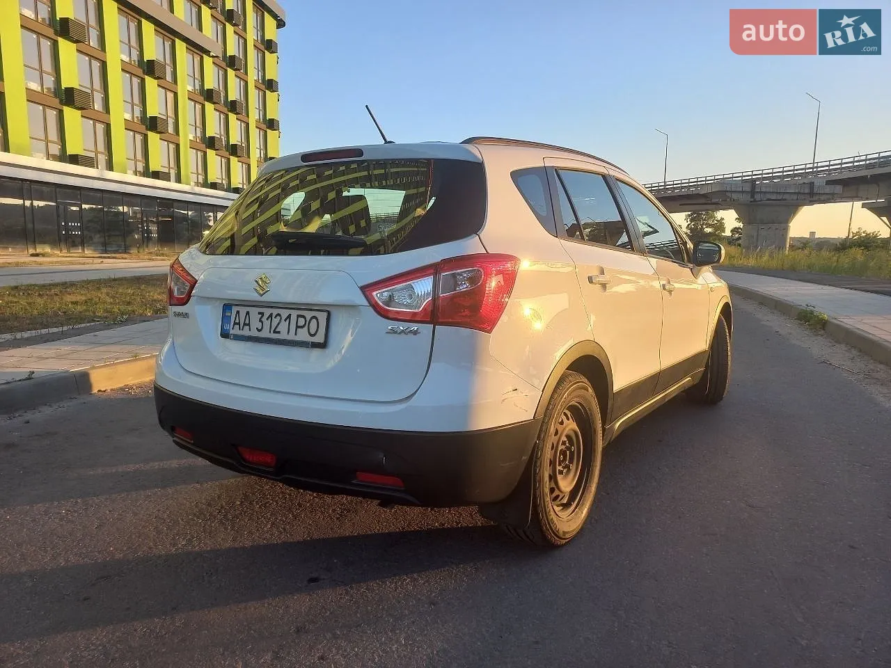 2017 Suzuki SX4 - мініатюра 6