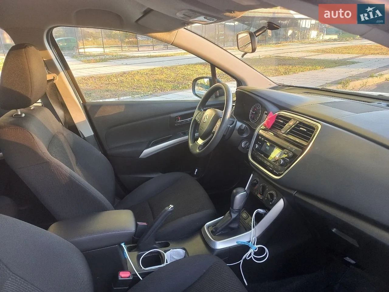 2017 Suzuki SX4 - мініатюра 18