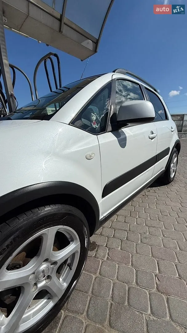 2012 Suzuki SX4 - мініатюра 4