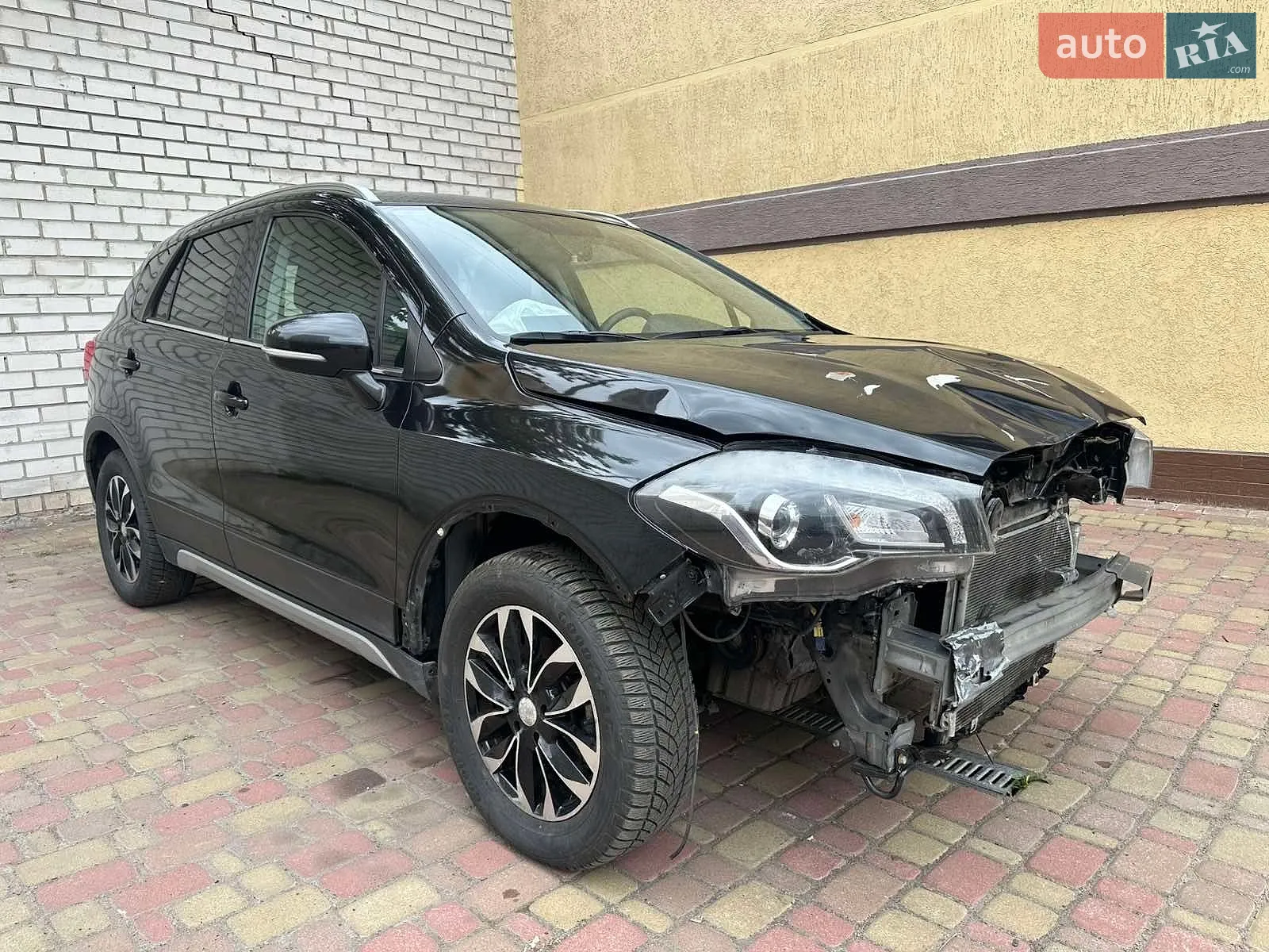 2019 Suzuki SX4 - фото 1