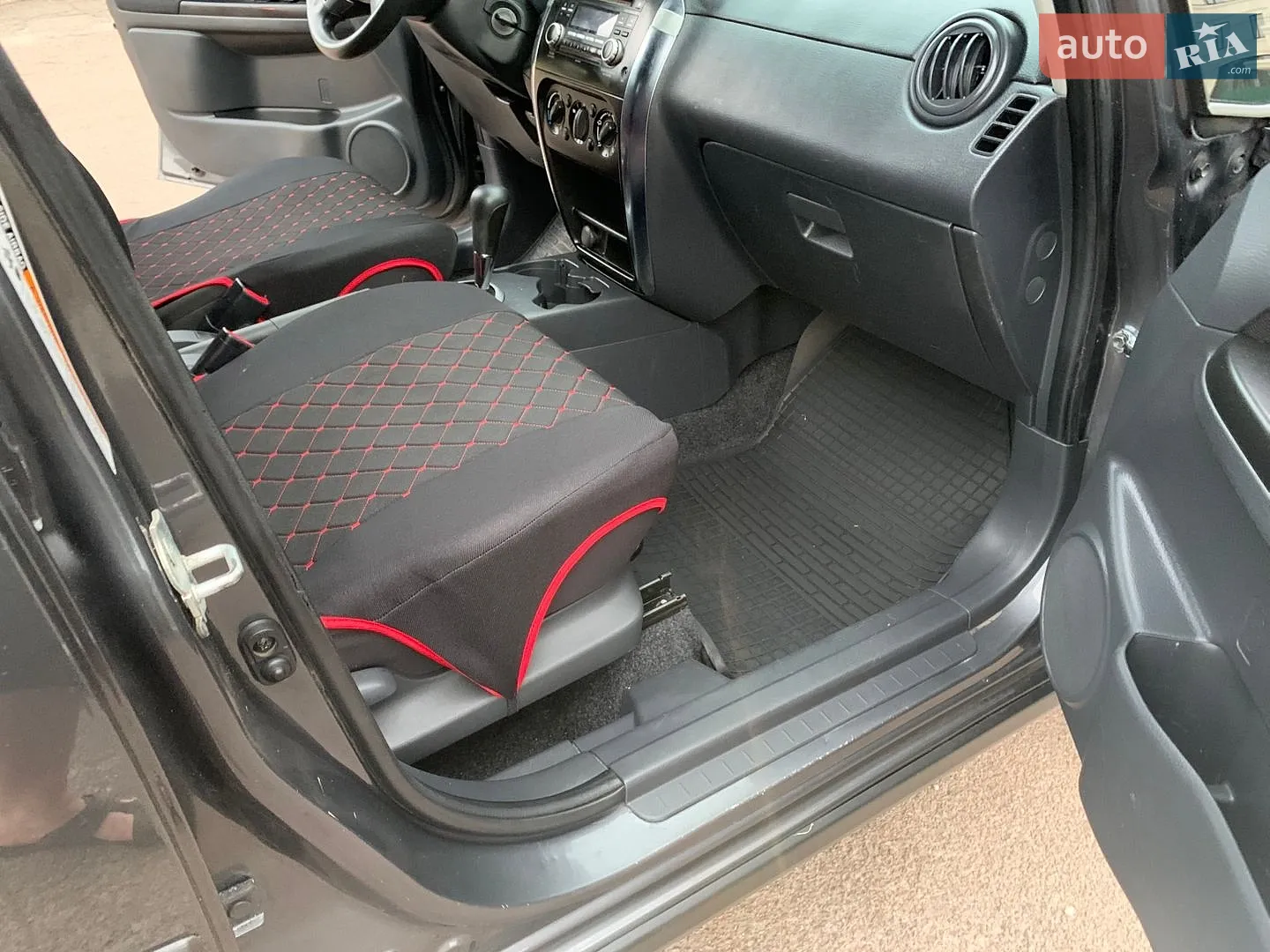 2012 Suzuki SX4 - мініатюра 10