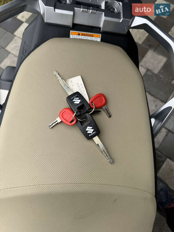 Мотоцикл Многоцелевой (All-round) Suzuki V-Strom 1000 2014 в Новомосковске фото 16 Мотоцикл Многоцелевой (All-round) Suzuki V-Strom 1000 2014 в Новомосковске