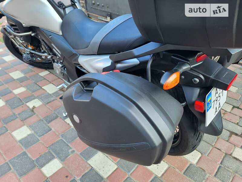 Мотоцикл Спорт-туризм Suzuki V-Strom 650/XT 2015 в Калуші