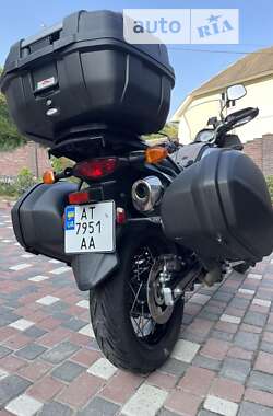 Мотоцикл Спорт-туризм Suzuki V-Strom 650/XT 2015 в 