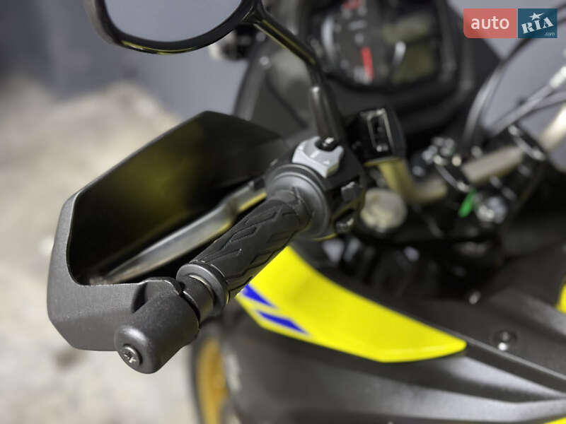 Мотоцикл Внедорожный (Enduro) Suzuki V-Strom 650/XT 2022 в Киеве