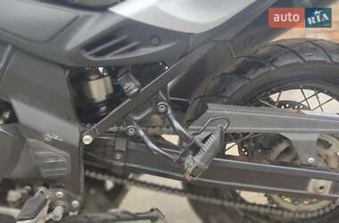Мотоцикл Спорт-туризм Suzuki V-Strom 650/XT 2015 в 