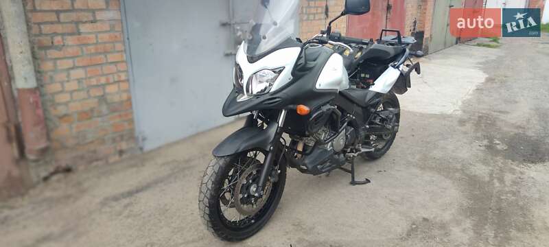 Мотоцикл Спорт-туризм Suzuki V-Strom 650/XT 2015 в Виннице