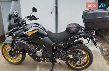 Мотоцикл Туризм Suzuki V-Strom 650/XT 2019 в 