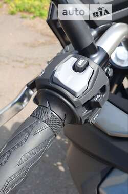 Мотоцикл Спорт-туризм Suzuki V-Strom 650 2021 в 