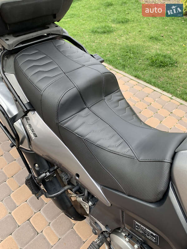 Мотоцикл Туризм Suzuki V-Strom 650 2007 в Киеве