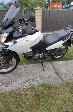 Мотоцикл Туризм Suzuki V-Strom 650 2009 в 