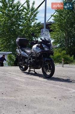Мотоцикл Багатоцільовий (All-round) Suzuki V-Strom 650 2008 в 