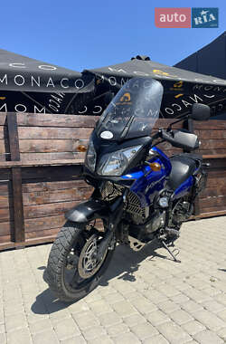 Мотоцикл Туризм Suzuki V-Strom 650 2006 в 